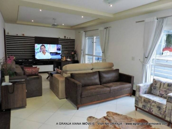 Imagem Casa com 4 Quartos à Venda, 400 m² em Golf Gardens - Carapicuíba Imagem Casa com 4 Quartos à Venda, 400 m² em Golf Gardens - Carapicuíba