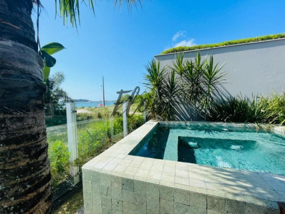 Imagem Casa com 8 Quartos à Venda, 700 m² em Cachoeira Do Bom Jesus - Florianópolis Imagem Casa com 8 Quartos à Venda, 700 m² em Cachoeira Do Bom Jesus - Florianópolis