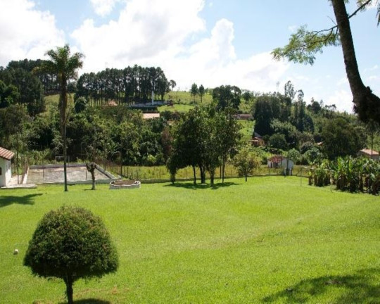 Imagem Imóvel com 2 Quartos à Venda, 200 m² em Portão - Atibaia Imagem Imóvel com 2 Quartos à Venda, 200 m² em Portão - Atibaia