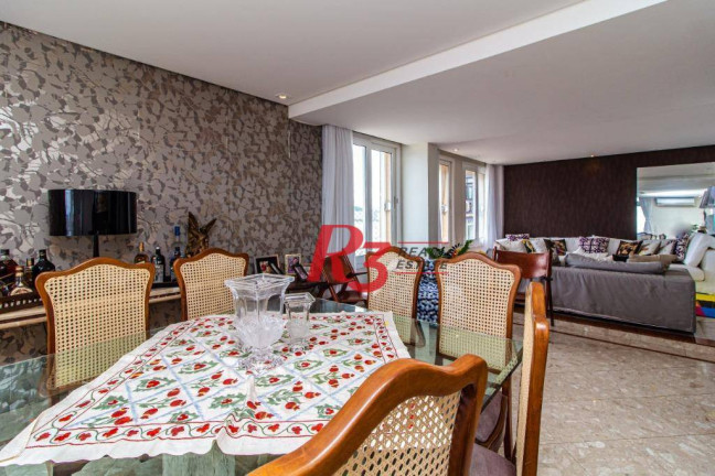 Imagem Apartamento com 3 Quartos à Venda, 190 m² em José Menino - Santos