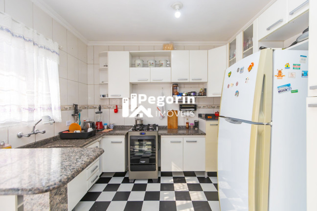 Imagem Casa com 3 Quartos à Venda, 183 m² em Cajuru - Curitiba