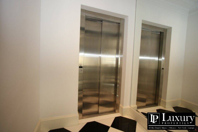 Imagem Apartamento com 2 Quartos à Venda, 280 m² em Vila Nova Conceição - São Paulo
