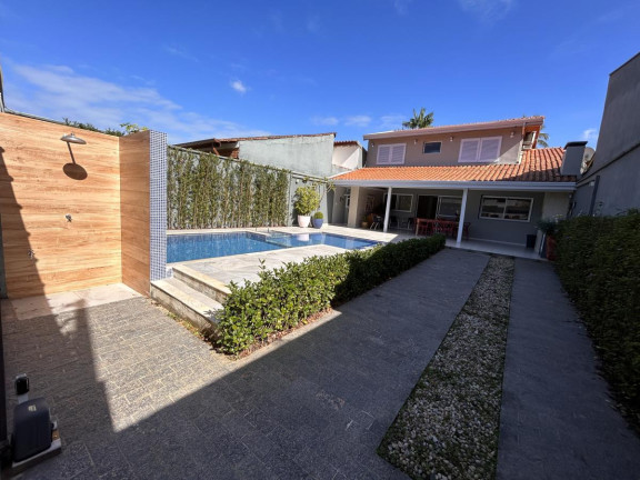 Casa com 5 Quartos para Temporada, 280 m² em Lázaro - Ubatuba