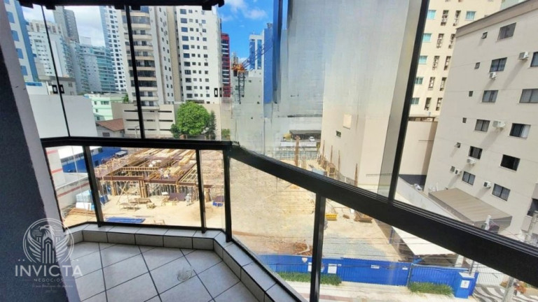 Imagem Apartamento com 3 Quartos à Venda, 100 m² em Centro - Balneário Camboriú Imagem Apartamento com 3 Quartos à Venda, 100 m² em Centro - Balneário Camboriú
