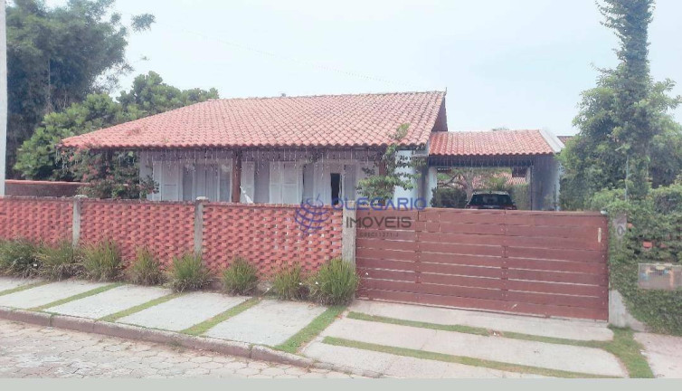Casa com 4 Quartos à Venda, 160 m² em Centro - Penha