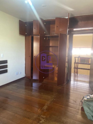 Imagem Sobrado com 3 Quartos à Venda, 295 m² em Lima Azevedo - Londrina Imagem Sobrado com 3 Quartos à Venda, 295 m² em Lima Azevedo - Londrina