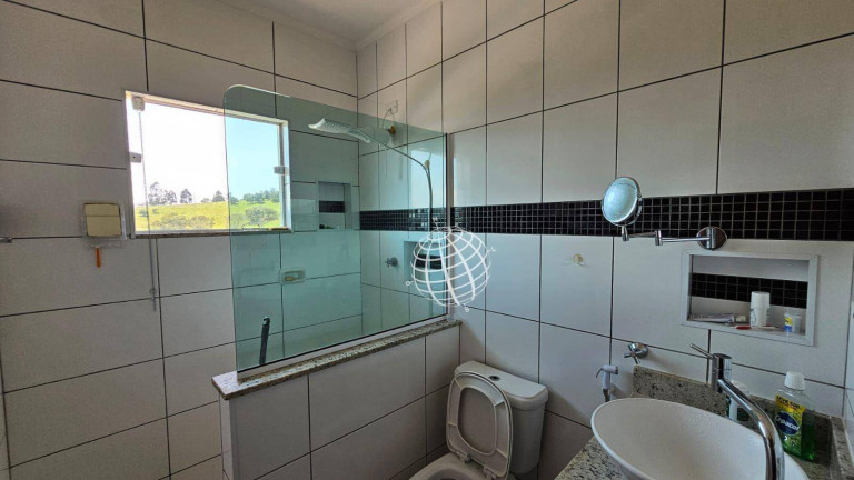 Imagem Casa com 3 Quartos à Venda, 202 m² em Condomínio Santa Fé - Piracaia Imagem Casa com 3 Quartos à Venda, 202 m² em Condomínio Santa Fé - Piracaia