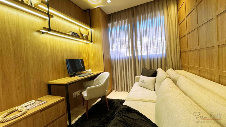 Imagem Apartamento com 2 Quartos à Venda, 132 m² em Centro - Florianópolis Imagem Apartamento com 2 Quartos à Venda, 132 m² em Centro - Florianópolis