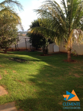 Imagem Casa com 6 Quartos à Venda, 300 m² em Centro - Lagoa Santa Imagem Casa com 6 Quartos à Venda, 300 m² em Centro - Lagoa Santa