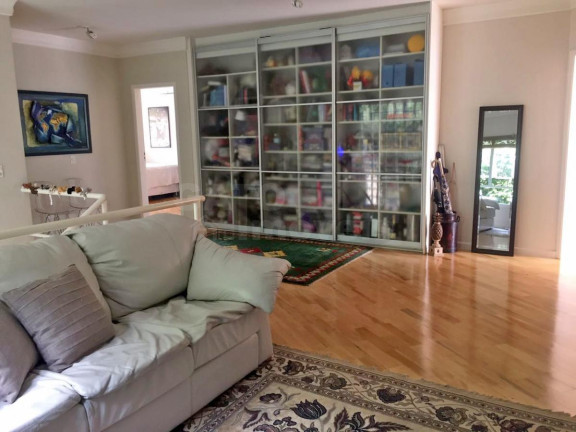 Imagem Casa com 4 Quartos à Venda, 300 m² em Alphaville - Santana De Parnaíba Imagem Casa com 4 Quartos à Venda, 300 m² em Alphaville - Santana De Parnaíba