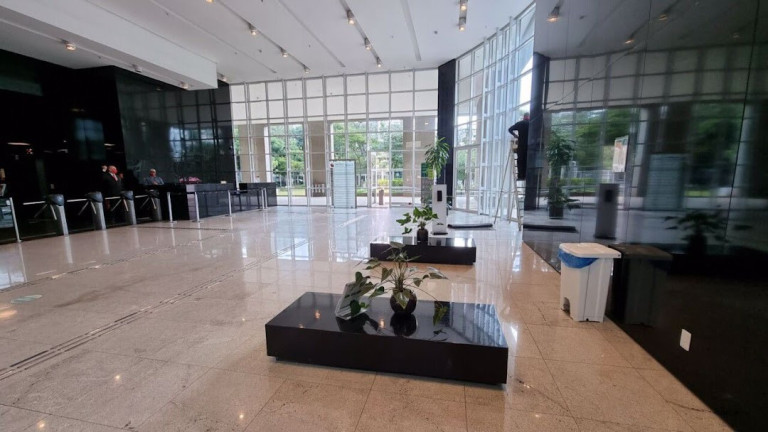 Sala Comercial para Alugar, 568 m² em Granja Julieta - São Paulo