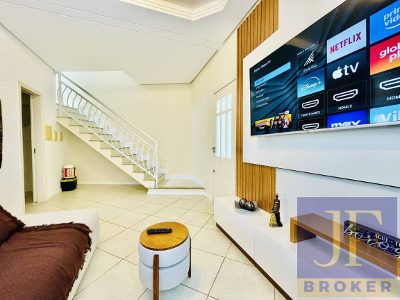 Imagem Casa com 3 Quartos para Temporada, 180 m² em Canasvieiras - Florianópolis Imagem Casa com 3 Quartos para Temporada, 180 m² em Canasvieiras - Florianópolis