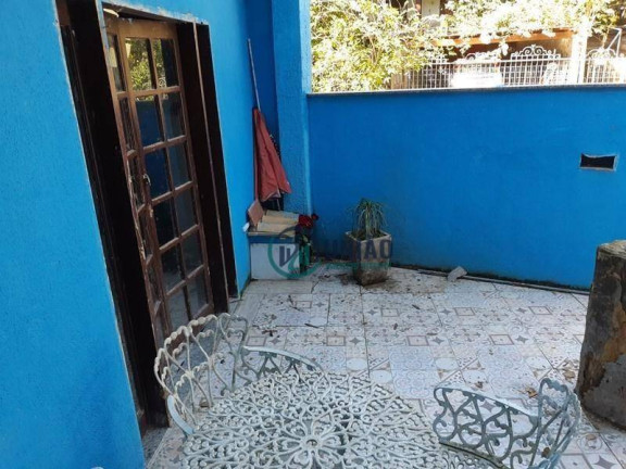 Imagem Casa com 10 Quartos à Venda, 200 m² em Itaipu - Niterói Imagem Casa com 10 Quartos à Venda, 200 m² em Itaipu - Niterói