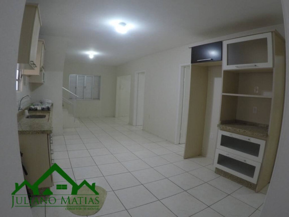 Imagem Sobrado com 4 Quartos à Venda, 220 m² em Centro - Balneário Barra Do Sul