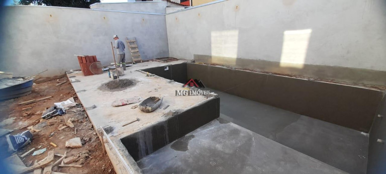 Imagem Casa com 4 Quartos à Venda, 246 m² em Bom Retiro - Ipatinga Imagem Casa com 4 Quartos à Venda, 246 m² em Bom Retiro - Ipatinga