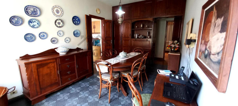Imagem Casa com 3 Quartos à Venda, 330 m² em Zona 02 - Maringá Imagem Casa com 3 Quartos à Venda, 330 m² em Zona 02 - Maringá