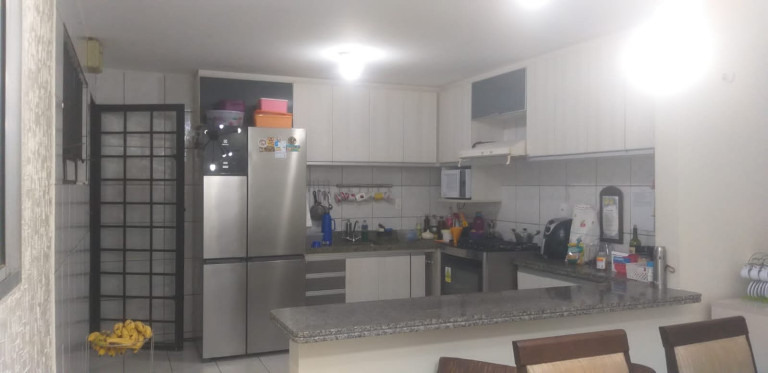 Imagem Casa com 3 Quartos à Venda, 300 m² em Dirceu Arcoverde I - Teresina Imagem Casa com 3 Quartos à Venda, 300 m² em Dirceu Arcoverde I - Teresina