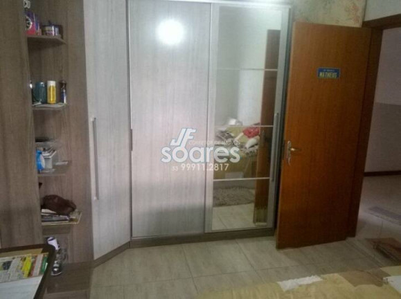 Imagem Sobrado com 3 Quartos à Venda, 228 m² em Laranjal - Pelotas Imagem Sobrado com 3 Quartos à Venda, 228 m² em Laranjal - Pelotas