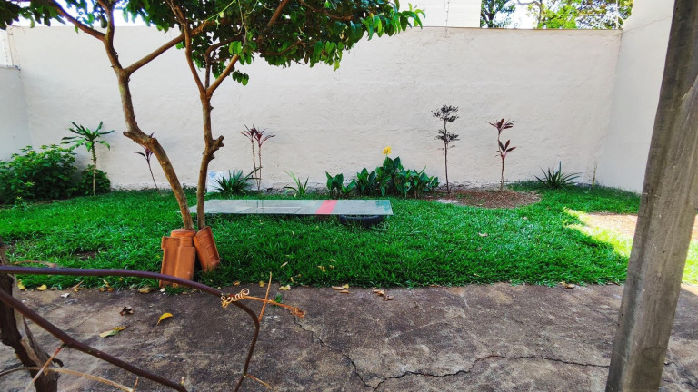 Casa com 3 Quartos à Venda, 169 m² em Santa Mônica - Uberlândia