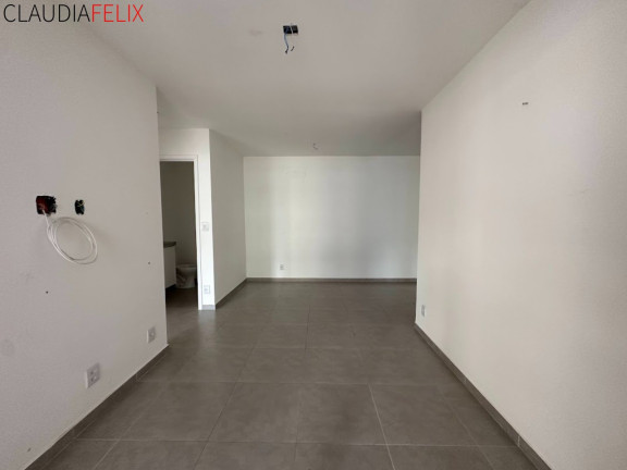 Imagem Imóvel com 2 Quartos à Venda, 76 m² em Canto Do Forte - Praia Grande Imagem Imóvel com 2 Quartos à Venda, 76 m² em Canto Do Forte - Praia Grande
