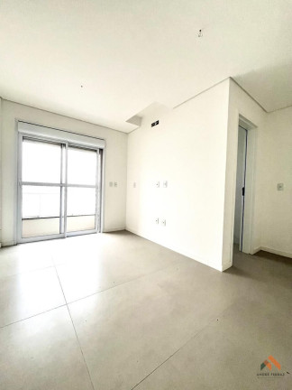 Imagem Apartamento com 2 Quartos à Venda, 64 m²