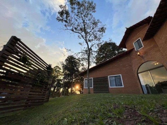 Imagem Casa com 3 Quartos para Alugar,  em Vilarejo - Carapicuíba