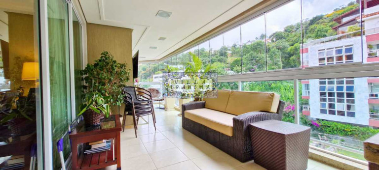Apartamento com 4 Quartos à Venda, 182 m² em Várzea - Teresópolis