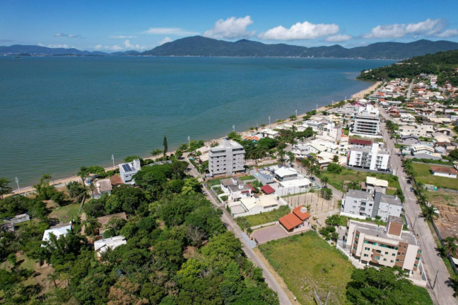 Imagem Casa com 2 Quartos à Venda, 130 m² em Praia De Fora - Palhoça