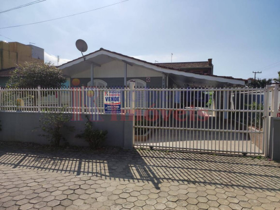 Imagem Casa com 7 Quartos à Venda, 720 m² em Brasília - Itapoá Imagem Casa com 7 Quartos à Venda, 720 m² em Brasília - Itapoá