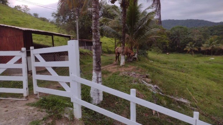 Imagem Imóvel com 4 Quartos à Venda, 2 m² em Tanguá - Tanguá Imagem Imóvel com 4 Quartos à Venda, 2 m² em Tanguá - Tanguá