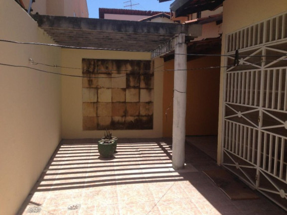 Imagem Imóvel com 4 Quartos à Venda, 144 m² em Parangaba - Fortaleza Imagem Imóvel com 4 Quartos à Venda, 144 m² em Parangaba - Fortaleza