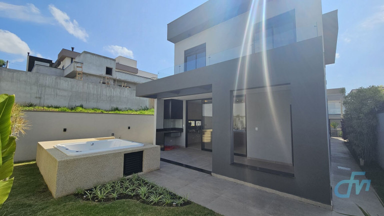 Imagem Casa de Condomínio com 3 Quartos à Venda, 225 m² em Cézar De Souza - Mogi Das Cruzes