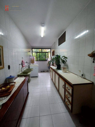 Imagem Imóvel com 4 Quartos à Venda, 536 m² em Jardim Vinte E Cinco De Agosto - Duque De Caxias Imagem Imóvel com 4 Quartos à Venda, 536 m² em Jardim Vinte E Cinco De Agosto - Duque De Caxias