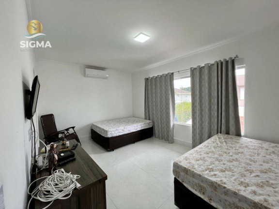 Imagem Casa com 7 Quartos à Venda, 370 m² em Jardim Acapulco - Guarujá Imagem Casa com 7 Quartos à Venda, 370 m² em Jardim Acapulco - Guarujá