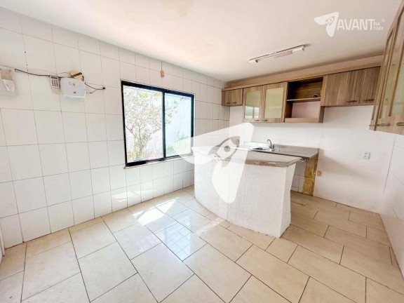 Imagem Casa com 5 Quartos à Venda, 747 m² em Engenheiro Luciano Cavalcante - Fortaleza Imagem Casa com 5 Quartos à Venda, 747 m² em Engenheiro Luciano Cavalcante - Fortaleza