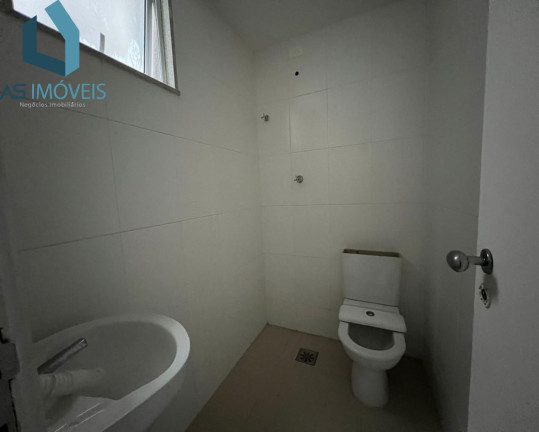 Imagem Apartamento com 4 Quartos à Venda, 140 m² em Braga - Cabo Frio