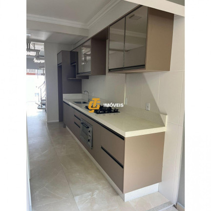 Imagem Sobrado com 2 Quartos à Venda, 64 m² em Areias - Camboriú Imagem Sobrado com 2 Quartos à Venda, 64 m² em Areias - Camboriú
