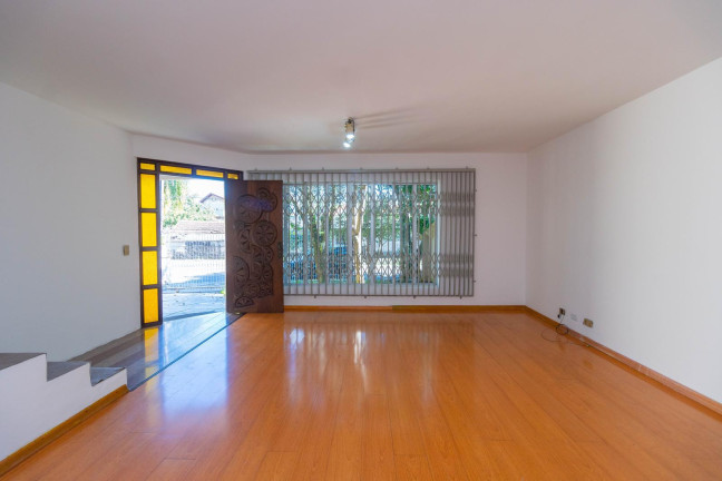 Imagem Casa com 3 Quartos à Venda, 280 m² em Seminário - Curitiba Imagem Casa com 3 Quartos à Venda, 280 m² em Seminário - Curitiba