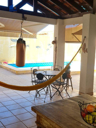 Imagem Casa com 5 Quartos à Venda, 253 m² em Jardim Das Américas - Cuiabá Imagem Casa com 5 Quartos à Venda, 253 m² em Jardim Das Américas - Cuiabá