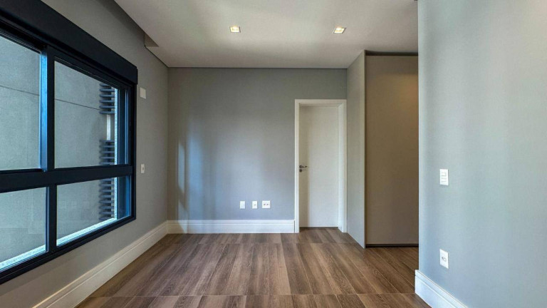 Imagem Apartamento com 4 Quartos à Venda, 344 m² em Alphaville - Barueri