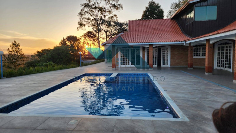 Chácara com 3 Quartos à Venda,  em Mairinque