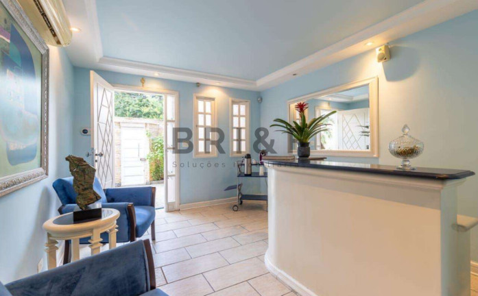 Imagem Casa com 3 Quartos à Venda, 220 m² em Jardim Paulistano - São Paulo Imagem Casa com 3 Quartos à Venda, 220 m² em Jardim Paulistano - São Paulo