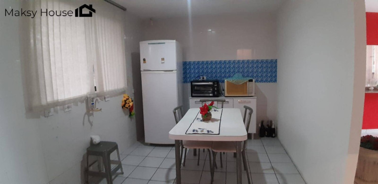 Imagem Sobrado com 3 Quartos à Venda, em Centro - Guaratuba Imagem Sobrado com 3 Quartos à Venda, em Centro - Guaratuba