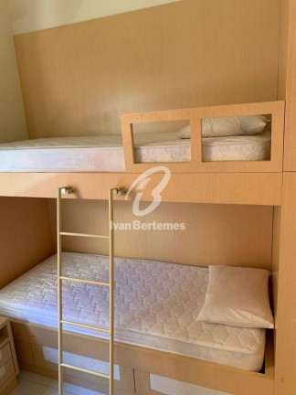 Imagem Sobrado com 3 Quartos para Temporada, em Bombas - Bombinhas Imagem Sobrado com 3 Quartos para Temporada, em Bombas - Bombinhas
