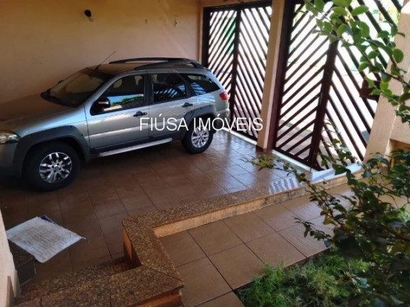 Imagem Sobrado com 3 Quartos à Venda, em Vila Mariana - Ribeirão Preto Imagem Sobrado com 3 Quartos à Venda, em Vila Mariana - Ribeirão Preto