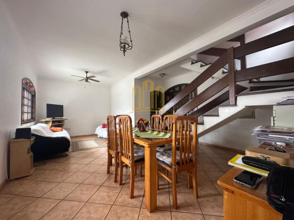 Imagem Casa com 3 Quartos à Venda, 190 m² em Jardim Portugal - São José Dos Campos Imagem Casa com 3 Quartos à Venda, 190 m² em Jardim Portugal - São José Dos Campos