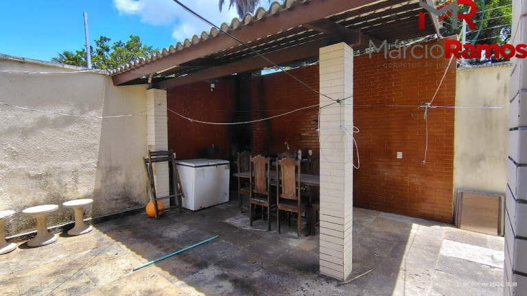 Imagem Casa com 5 Quartos à Venda, 254 m² em Sapiranga - Fortaleza Imagem Casa com 5 Quartos à Venda, 254 m² em Sapiranga - Fortaleza