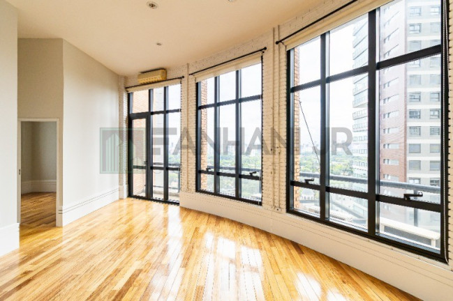 Imagem Imóvel com 2 Quartos à Venda, 151 m² em Itaim Bibi - São Paulo Imagem Imóvel com 2 Quartos à Venda, 151 m² em Itaim Bibi - São Paulo