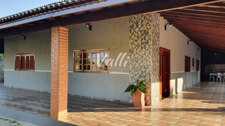 Imagem Imóvel com 3 Quartos à Venda, 2.480 m² em Bairro Dos Paula - Limeira Imagem Imóvel com 3 Quartos à Venda, 2.480 m² em Bairro Dos Paula - Limeira