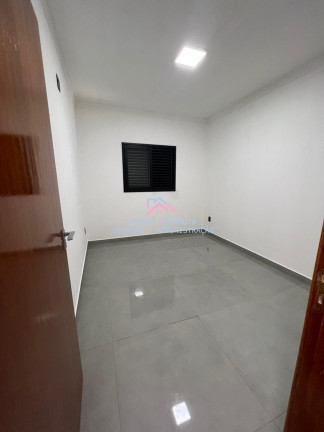 Imagem Casa com 2 Quartos à Venda, 75 m² em Jardim Vale Verde - Jundiaí Imagem Casa com 2 Quartos à Venda, 75 m² em Jardim Vale Verde - Jundiaí